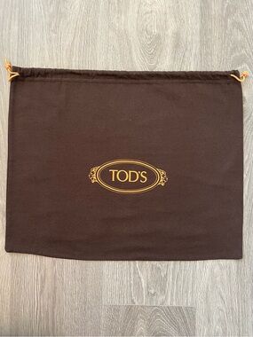 Tod’s dust bag (C362)